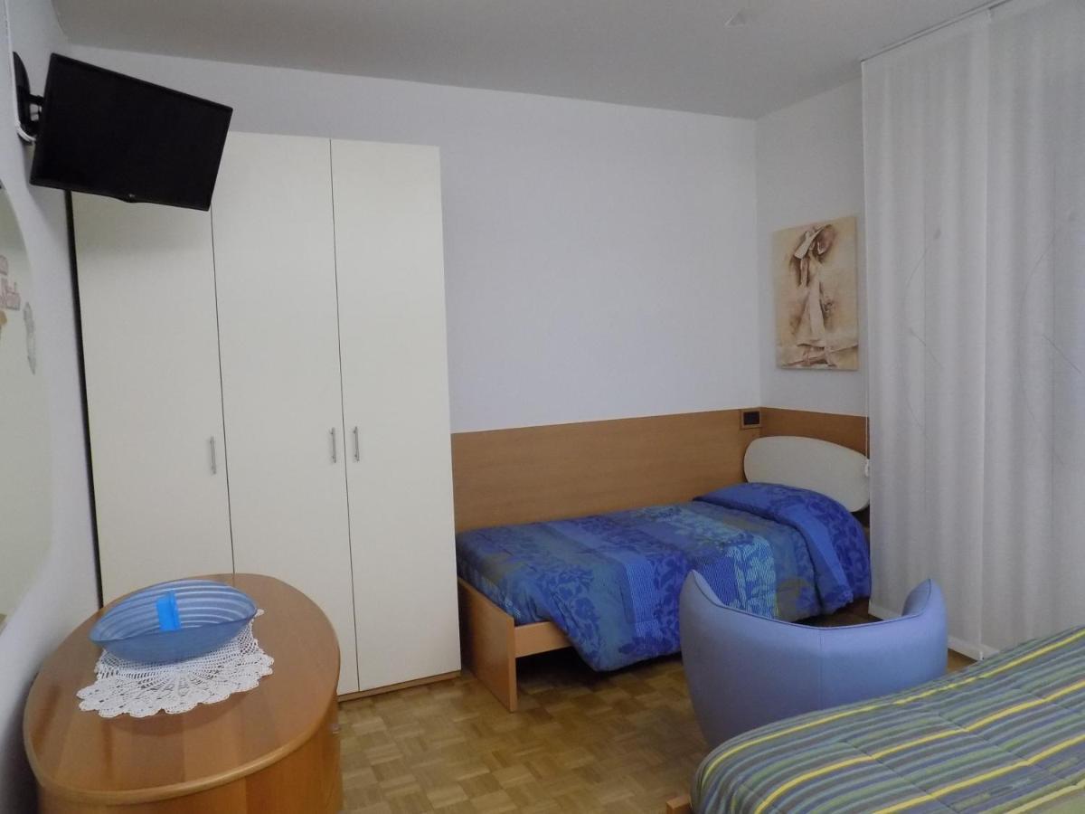 Aparthotel Feeling At Home كاستينازو المظهر الخارجي الصورة