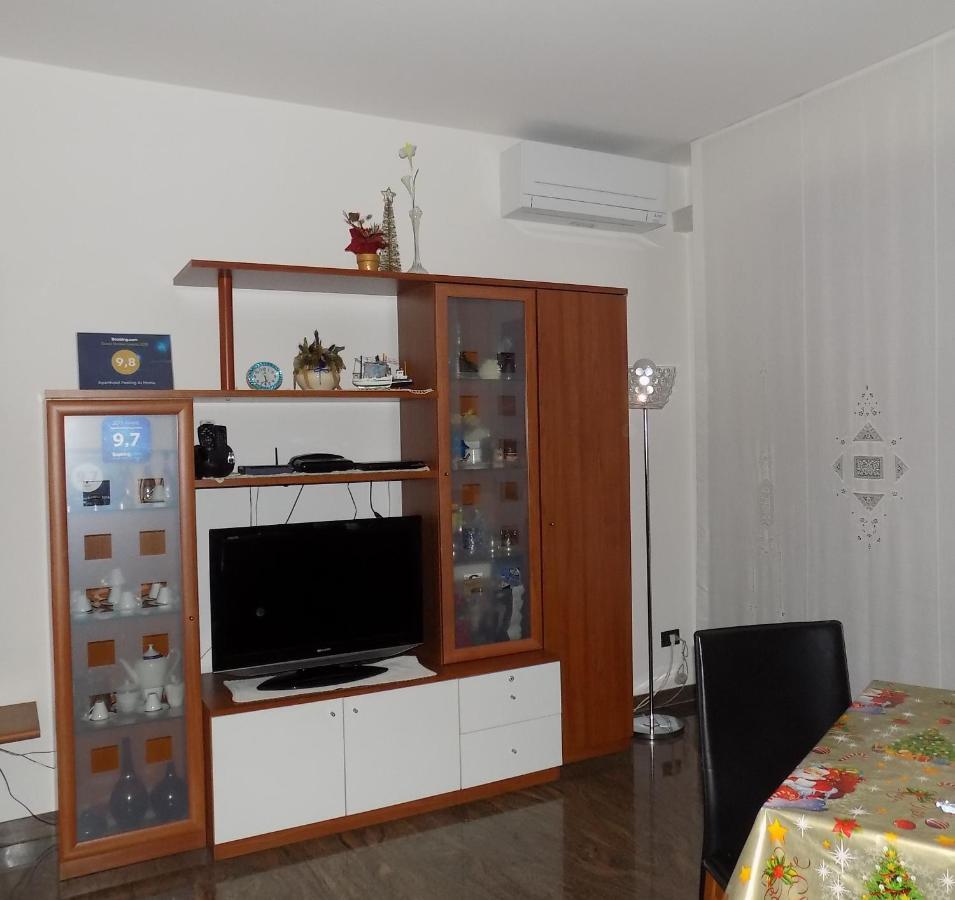 Aparthotel Feeling At Home كاستينازو المظهر الخارجي الصورة